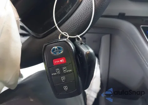 2024 Toyota Sienna Le from USA, damaged, VIN 5TDKRKEC3RS181487